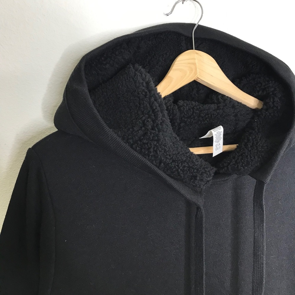 NWT ALO Yoga Heat Up Black Hoodie Sweatshirt - Picture 6 of 8